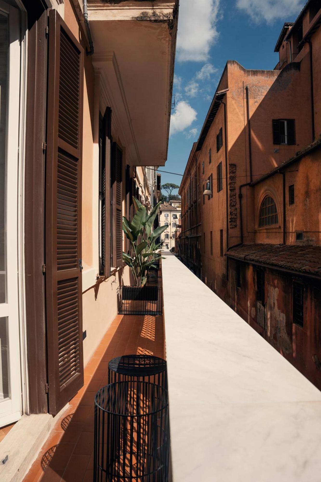 Guest house The Flow - Via Del Corso Rome