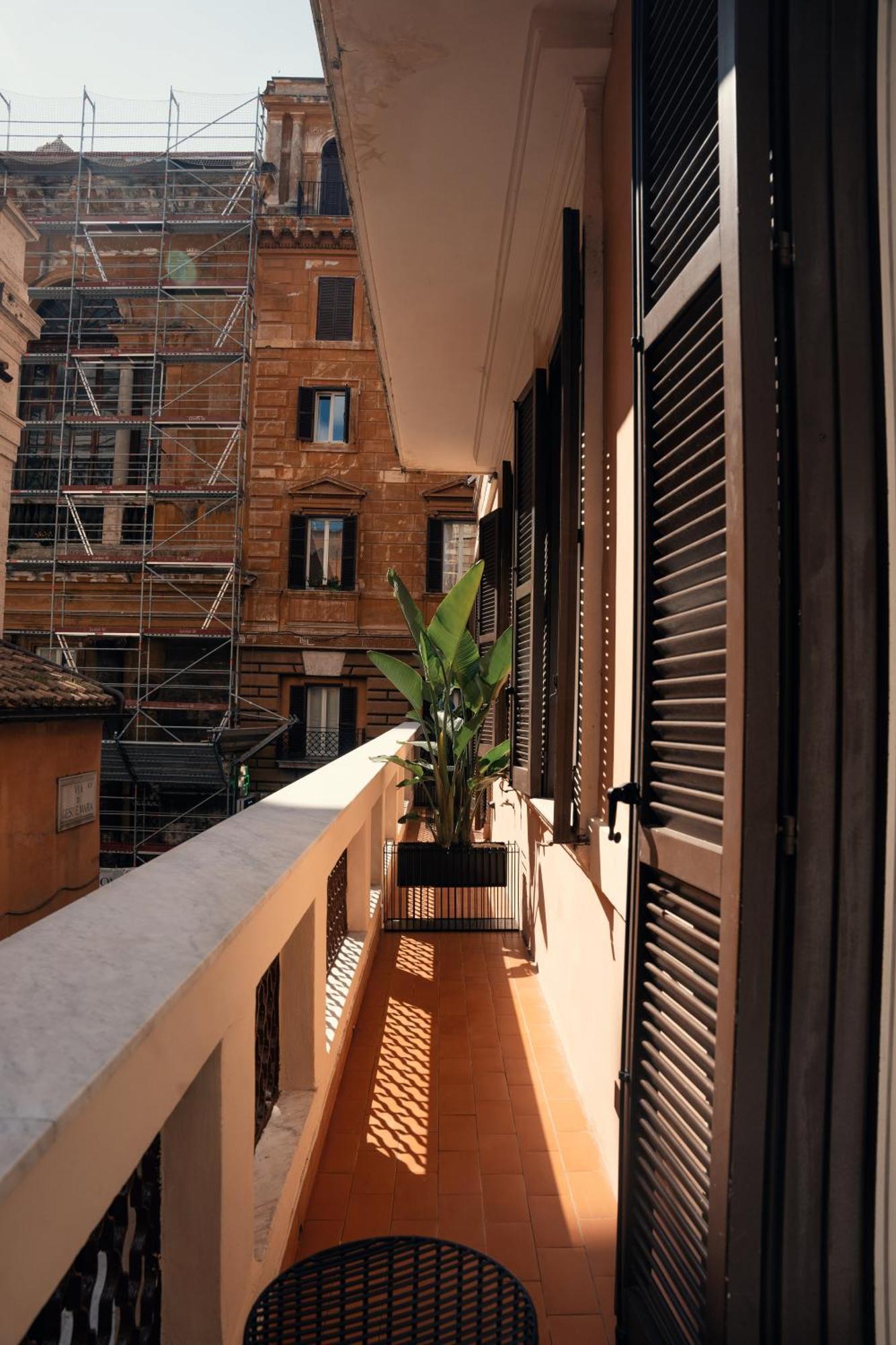 The Flow - Via Del Corso Guest house